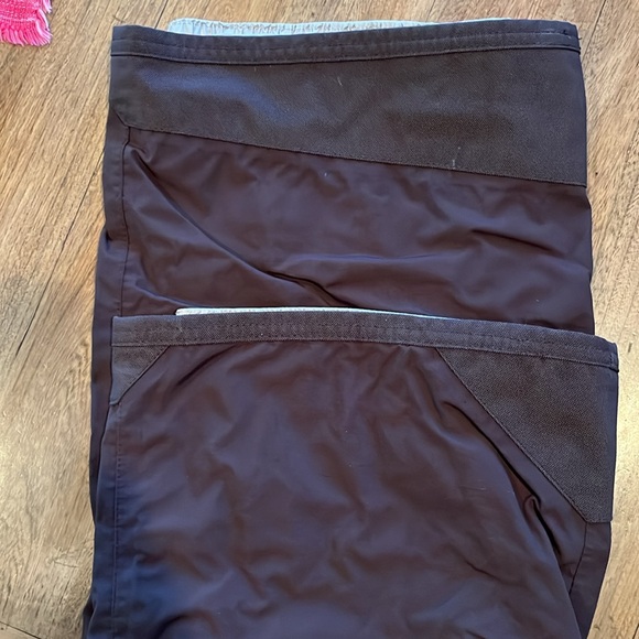 The North Face Dark Brown Snow Pants. Women’s Size Medium - Picture 10 of 11